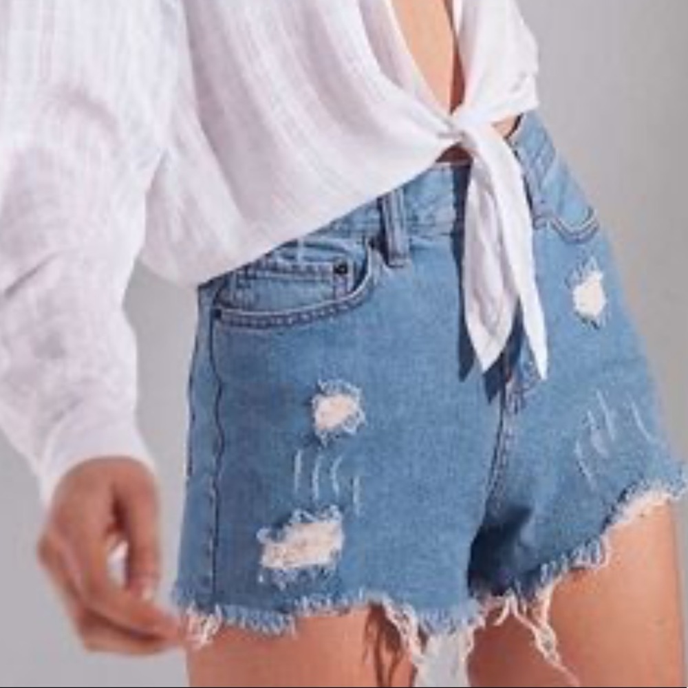 BDG Girlfriend High Rise Short